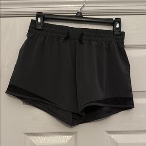 Black Athletic Shorts with Elastic Waistband and Cuffed Hem